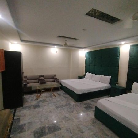 Hotel Crown Plaza, Near Karachi Airport, Darul Sehat Hospital, Dow, Agha Khan And Liaqat Hospital Buitenkant foto