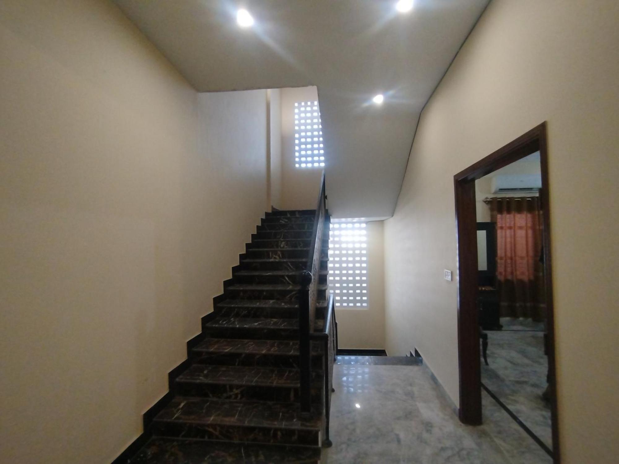 Hotel Crown Plaza, Near Karachi Airport, Darul Sehat Hospital, Dow, Agha Khan And Liaqat Hospital Buitenkant foto